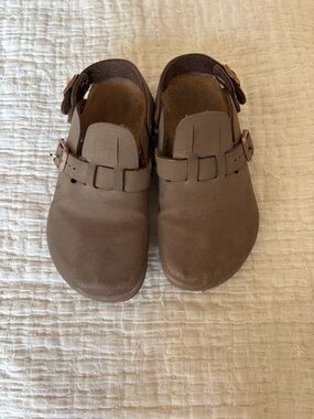 Birkenstock Brown Kids Slip-On Clogs with Buckle
